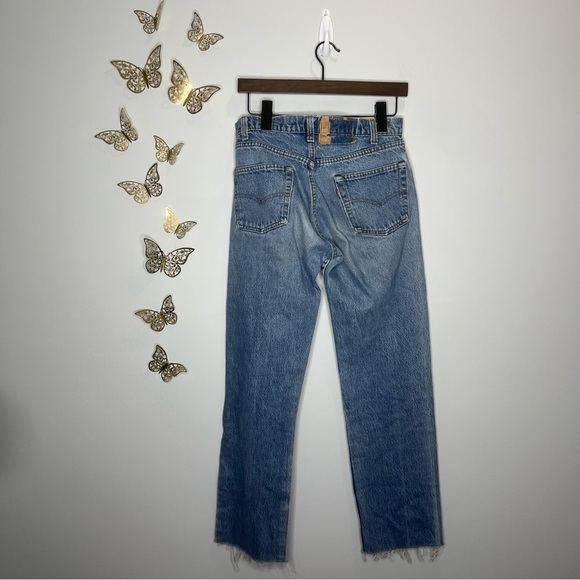 π¦π LEVIβS | Light Blue Distressed Straight Leg Denim Jeans - Picture 9 of 9